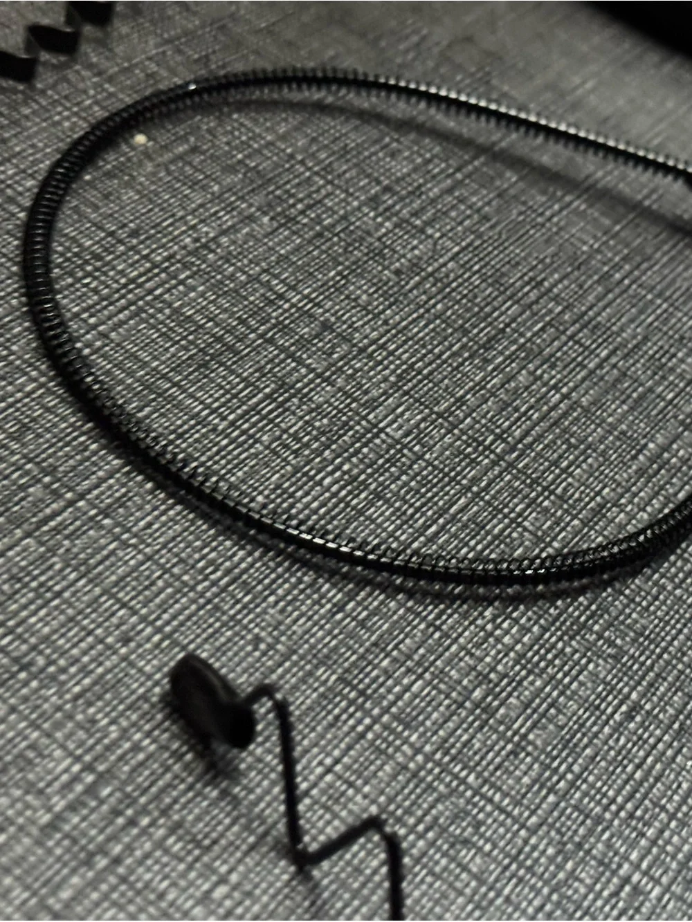 Set of 5 Black Metal Wave Headbands